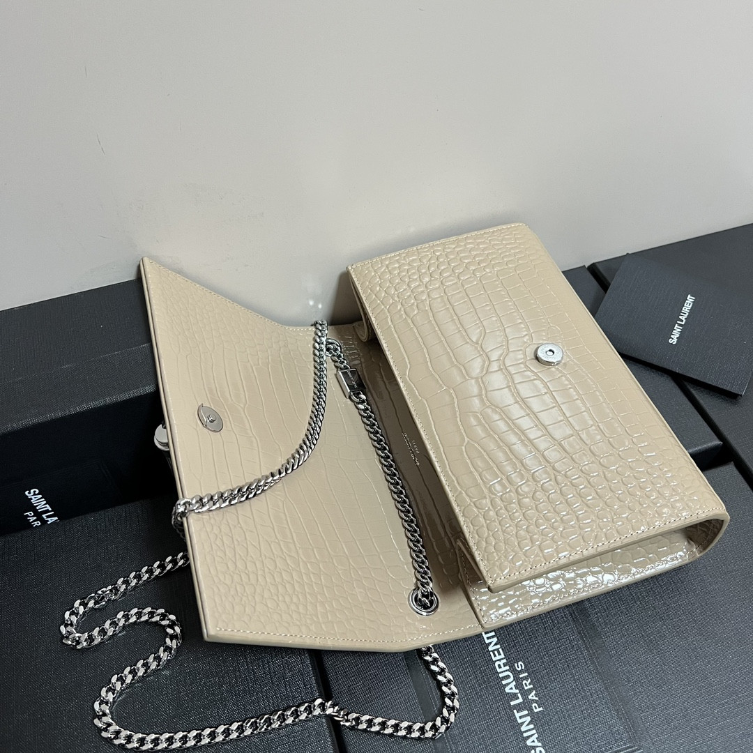 Y51 KATE MEDIUM TASSEL IN CROCODILE-EMBOSSED LEATHER BEIGE 9.4 X 5.7 X 2.1 INCHES