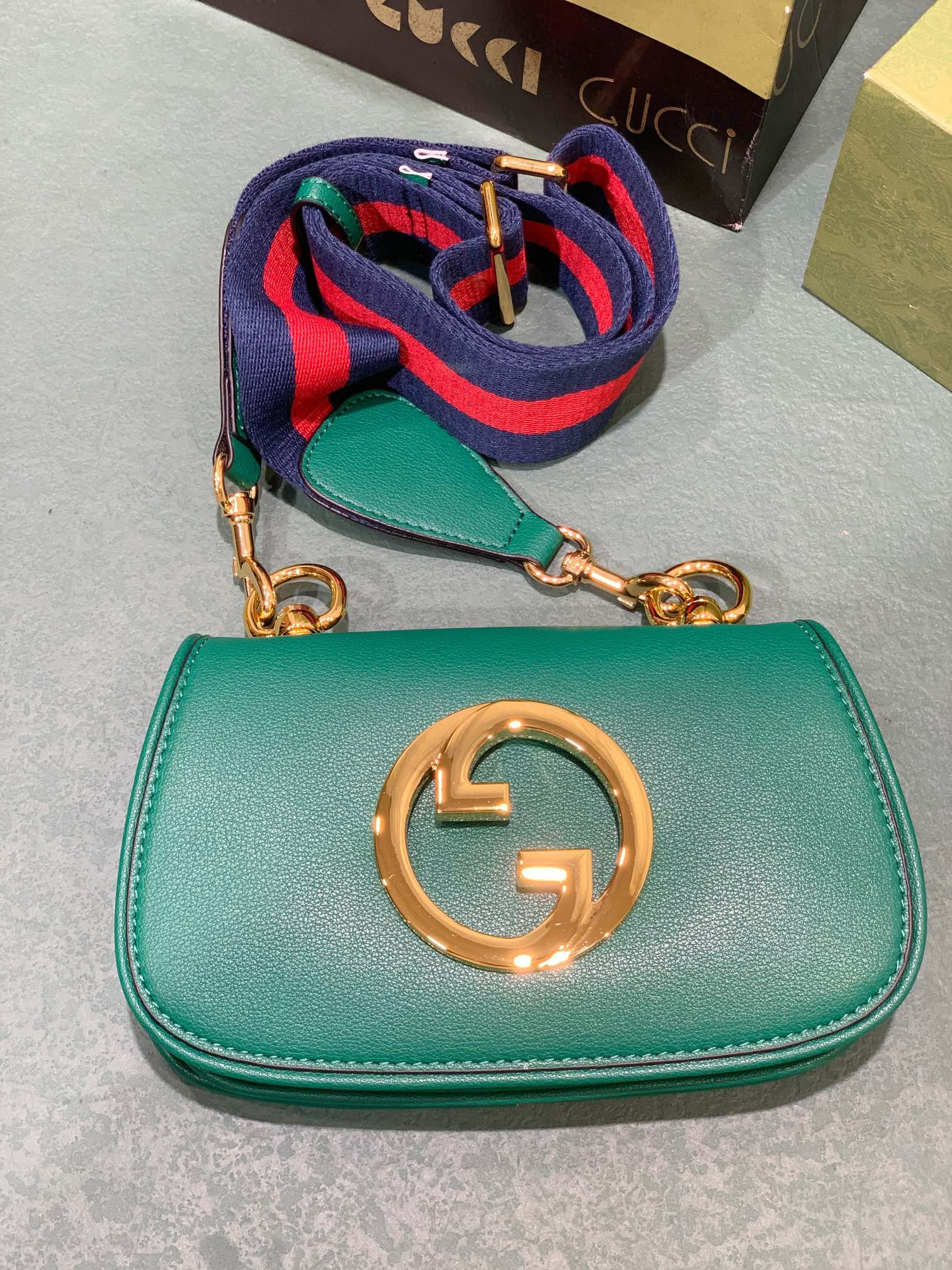 Gvc*1 BLONDIE MINI BAG GREEN 8.7"W x 5.1"H x 2.2"D