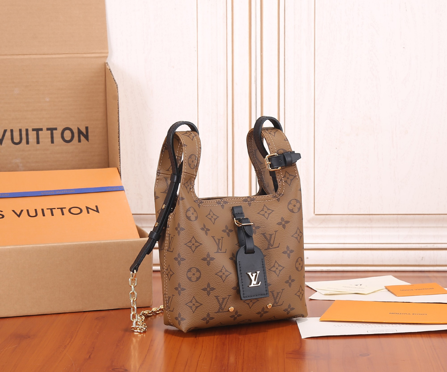LV Atlantis BB M46816 17x17x17cm