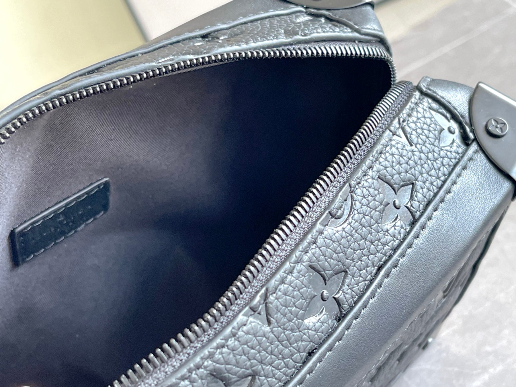 LV M55700 Soft Trunk 9.8 x 7.1 x 3.9 inches