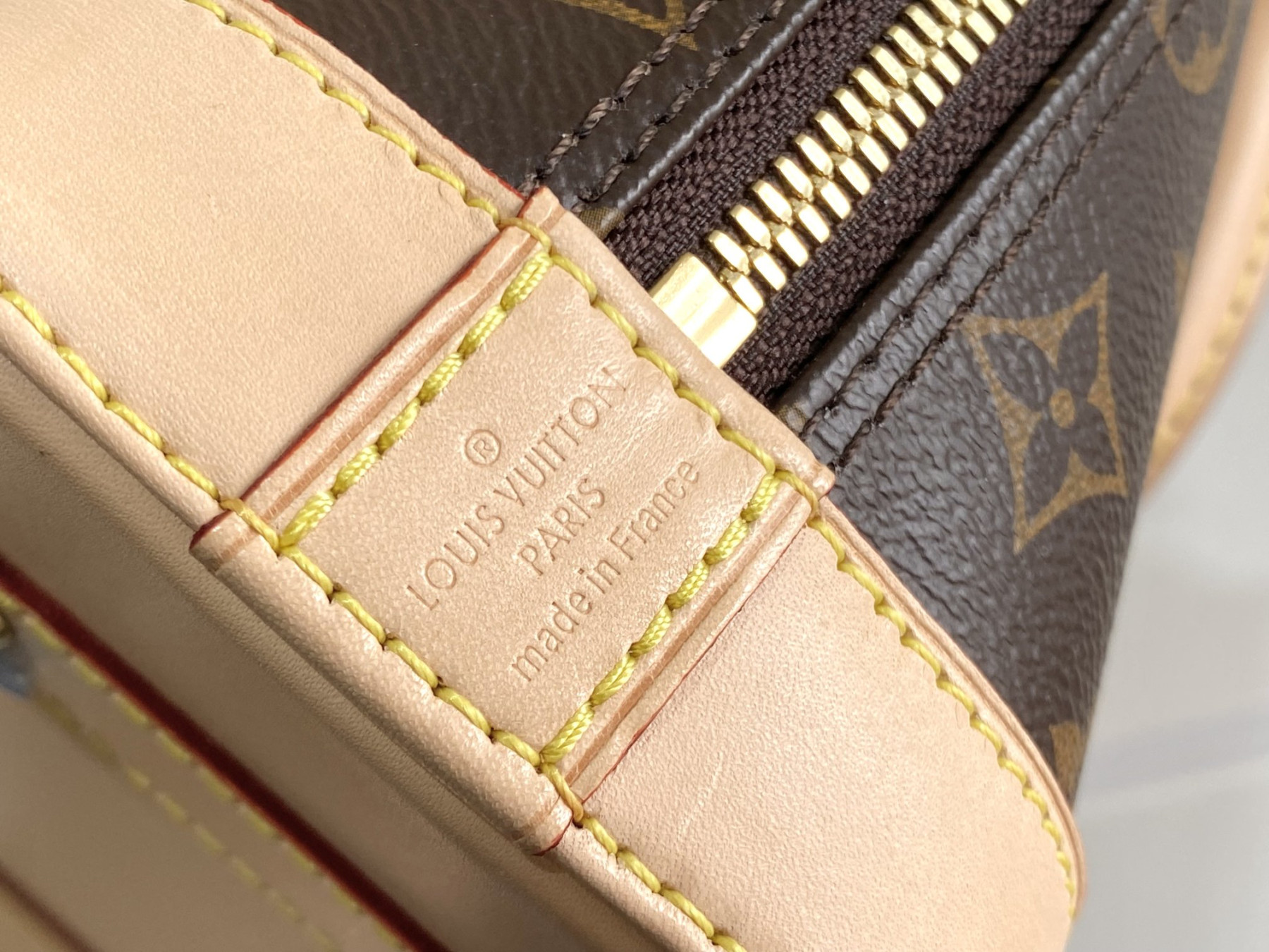 LV M53152 Alma BB 9.3 x 6.9 x 4.5 inches