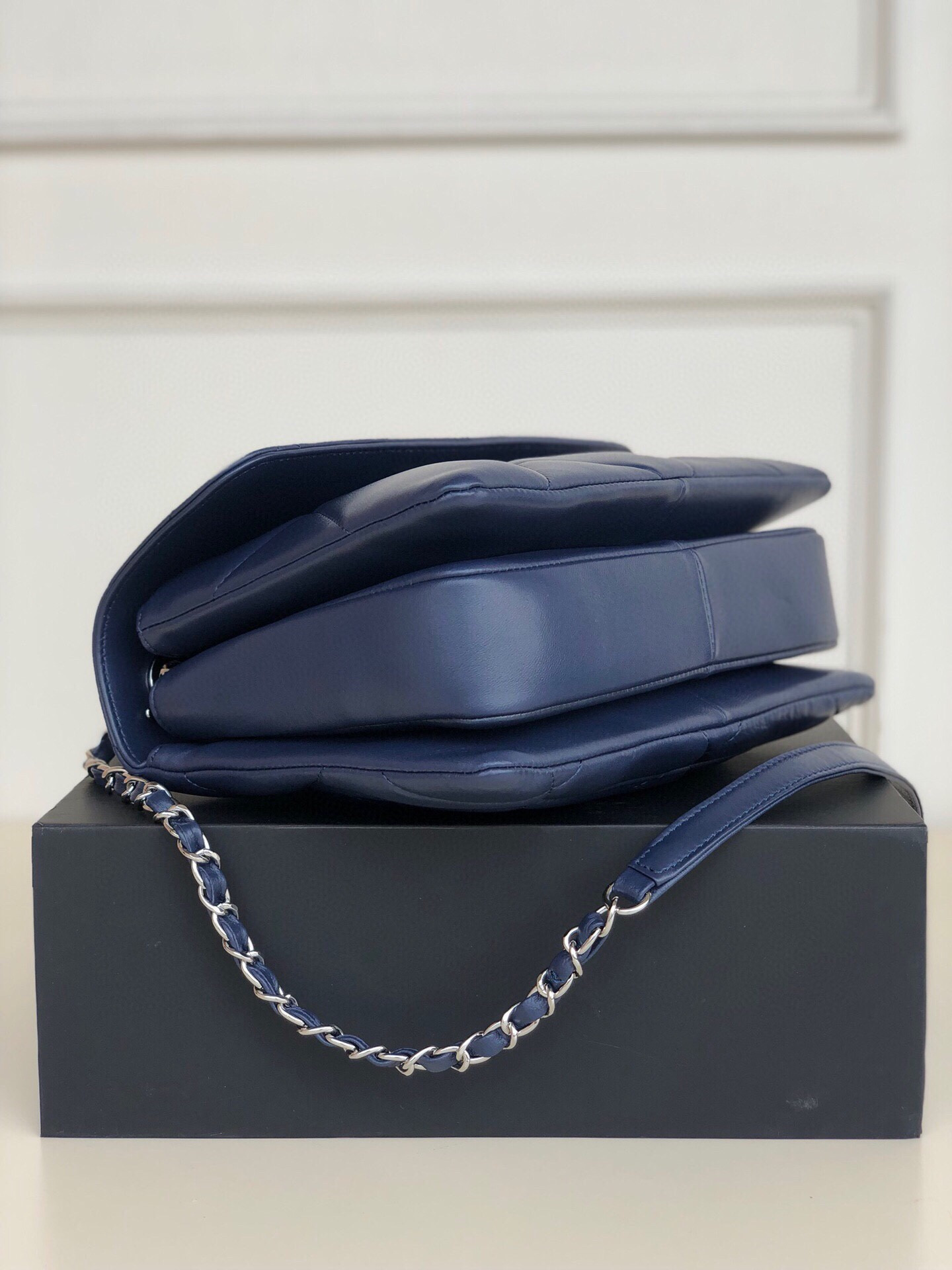 Ch**el FLAP BAG WITH TOP HANDLE 6.6 × 9.8 × 4.7 in