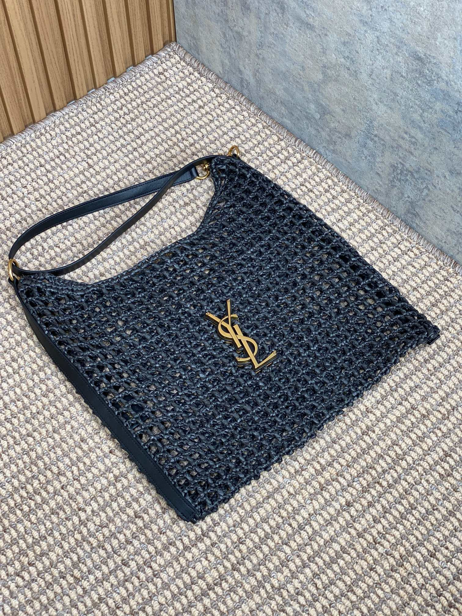 Y51 OXALIS BAG IN RAFFIA MACRAMÉ BLACK 14.6X 5.7X1.2INCHES