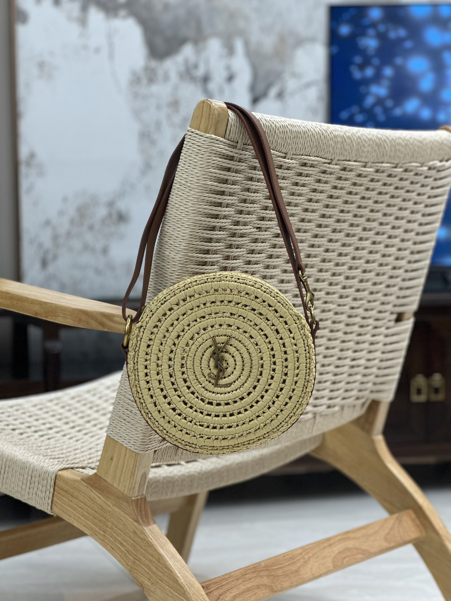 Y51 ROUND BAG IN RAFFIA AND VEGETABLE-TANNED LEATHER Color Natural