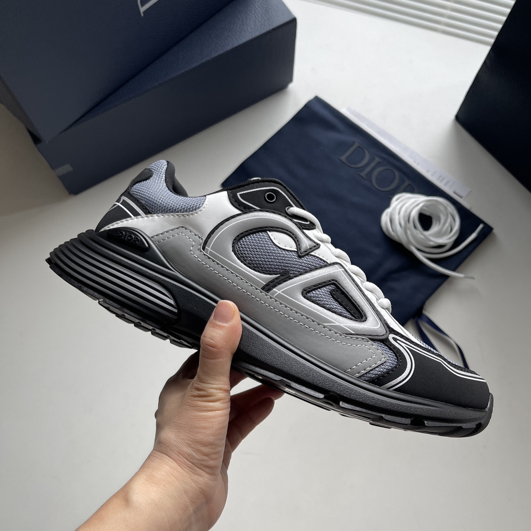 UA D10r B30 Sneaker