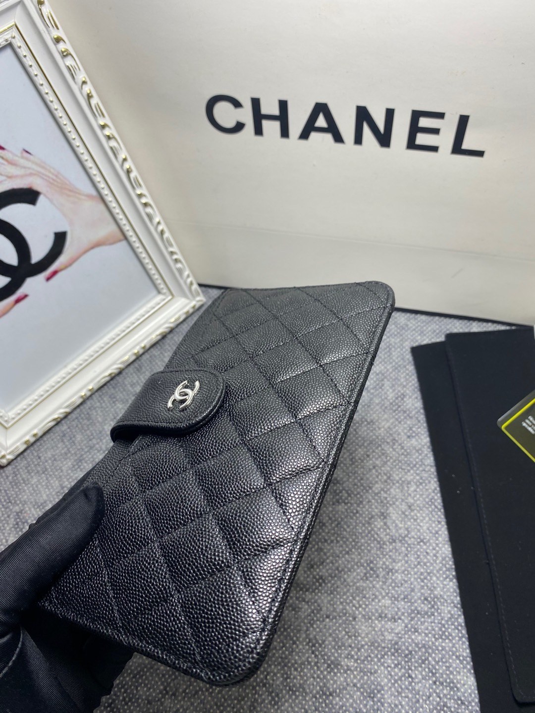 Ch**el CARD HOLDER 15-10cm
