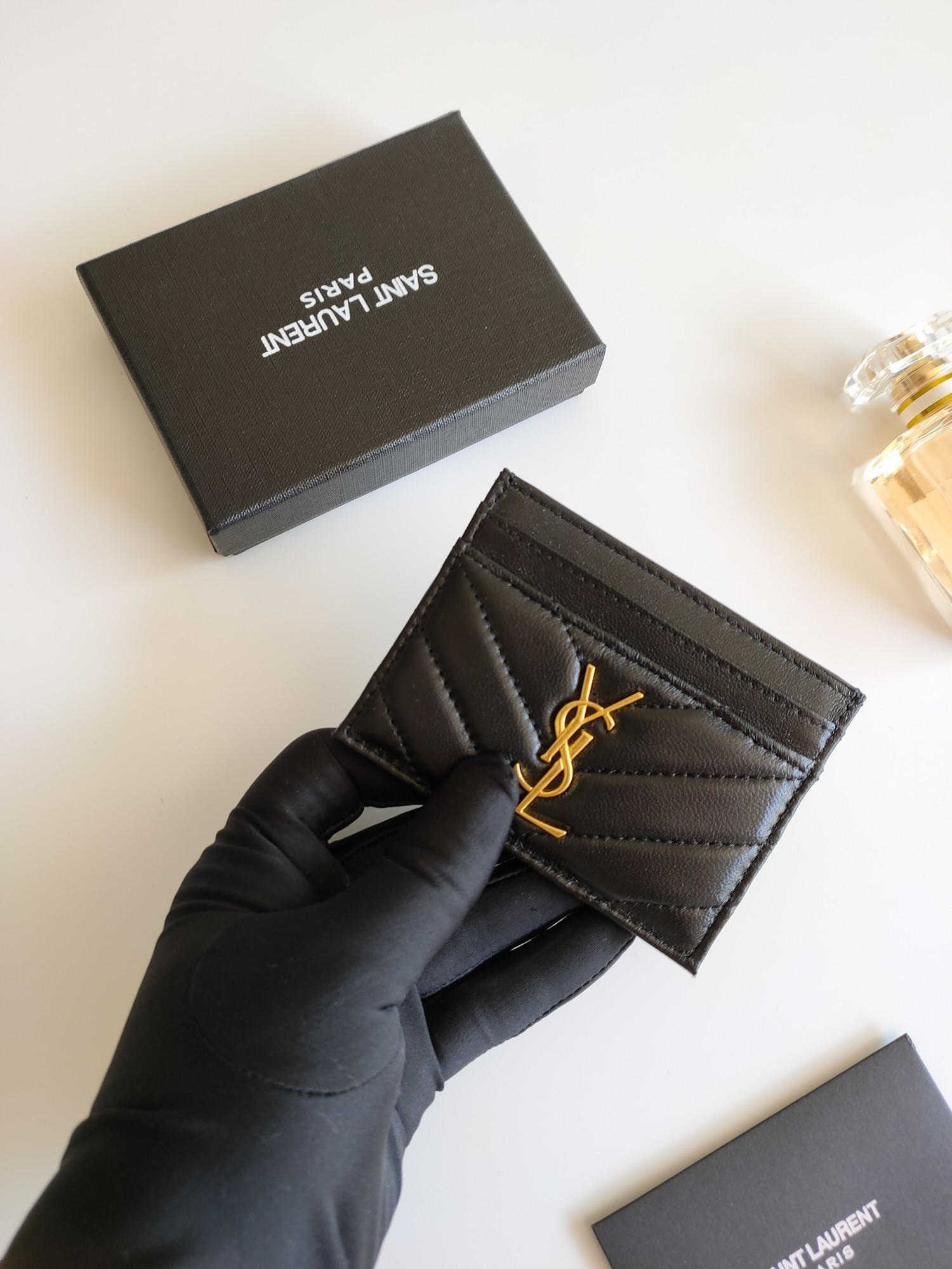 Y51 card holder 10.5×7.5×0.5cm