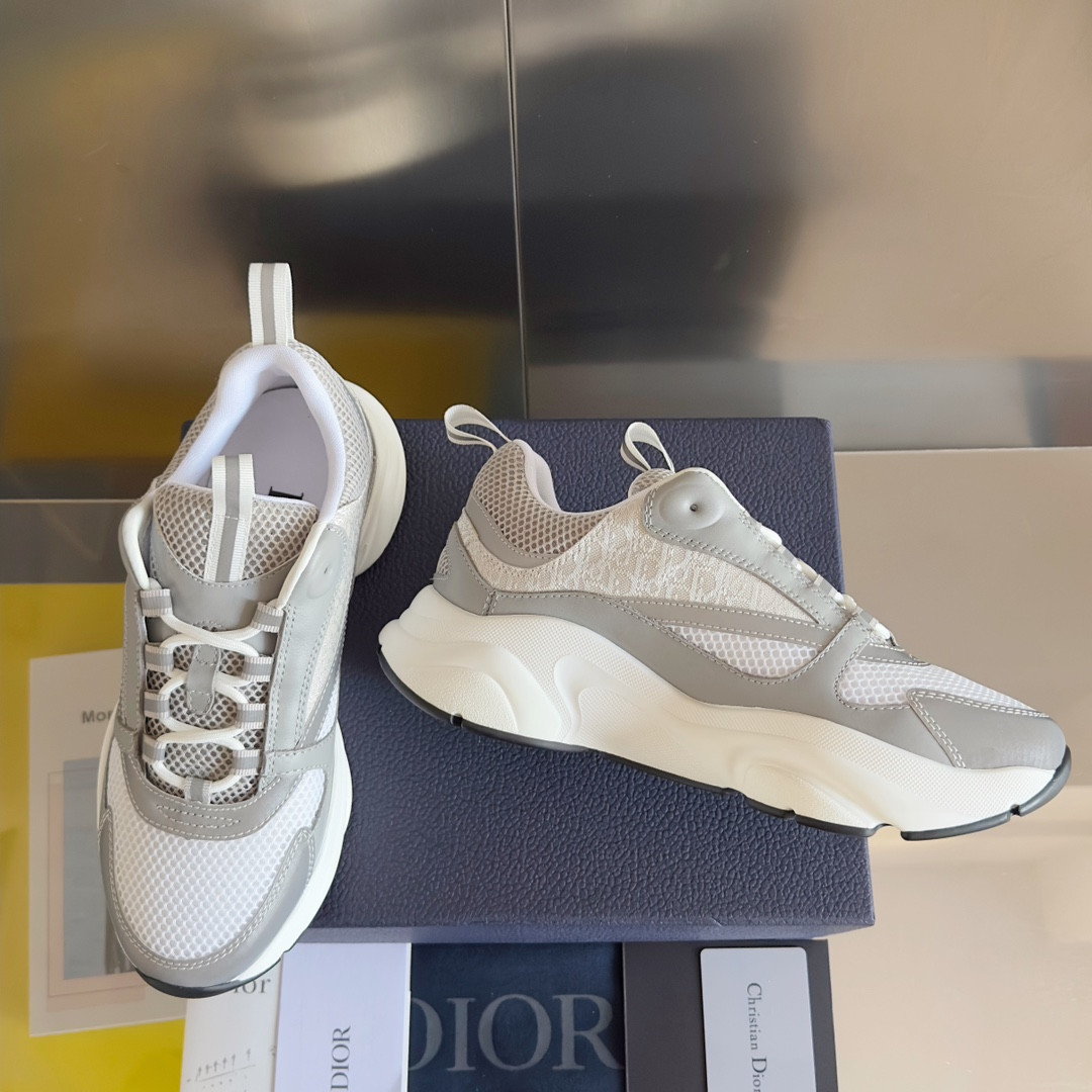 UA D10r B22 white Sneaker