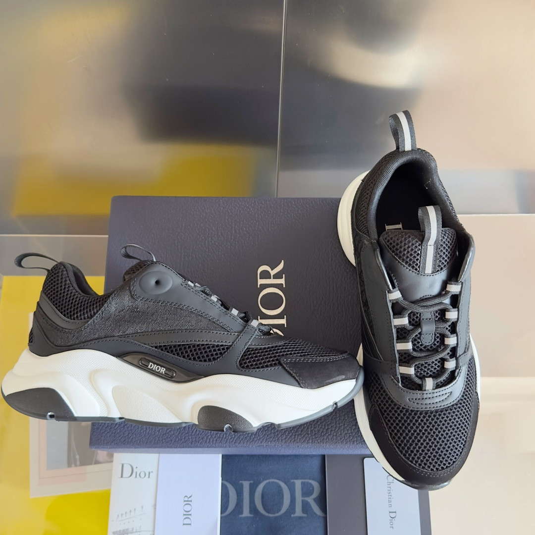 UA D10r B22 black Sneaker