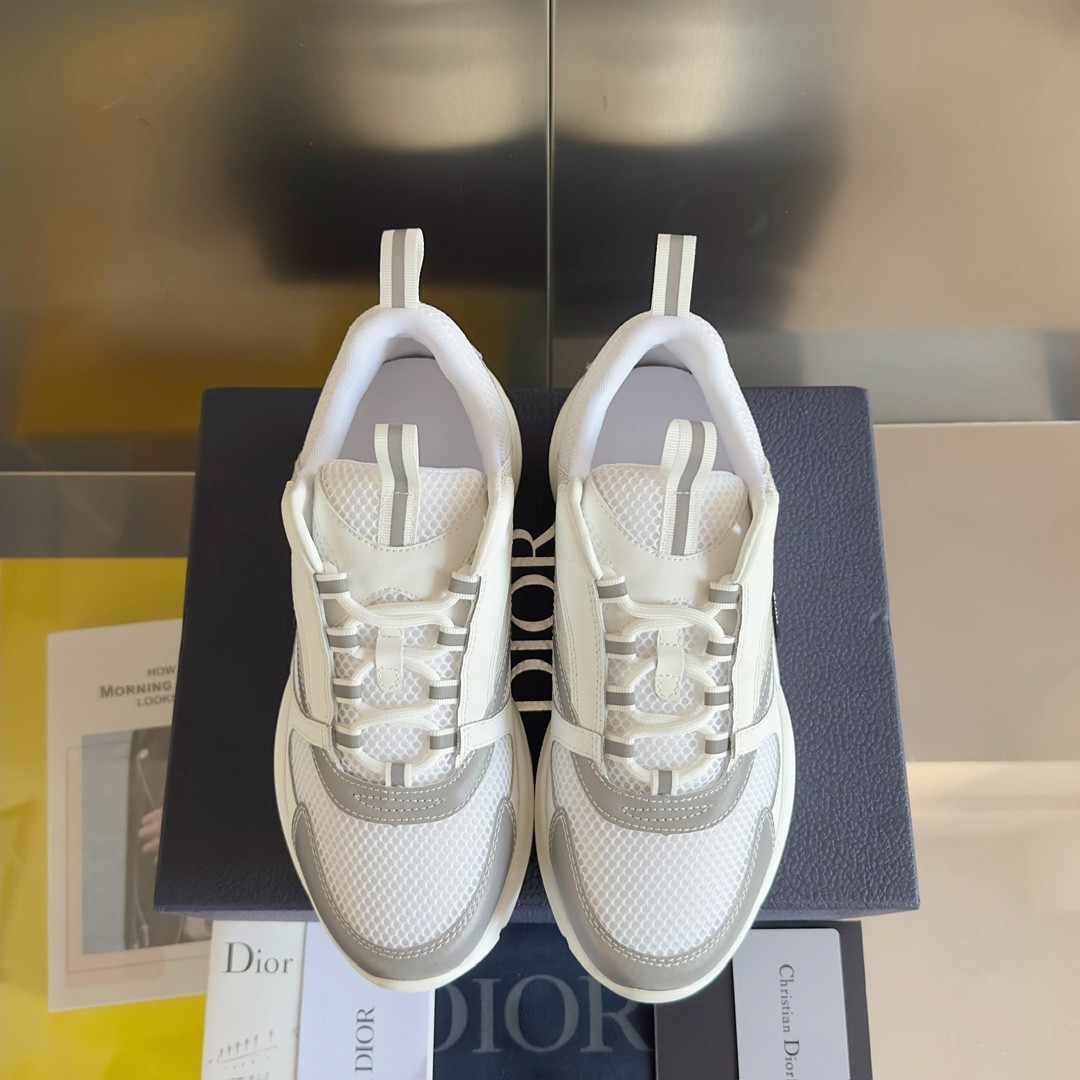 UA D10r B22 Sneaker