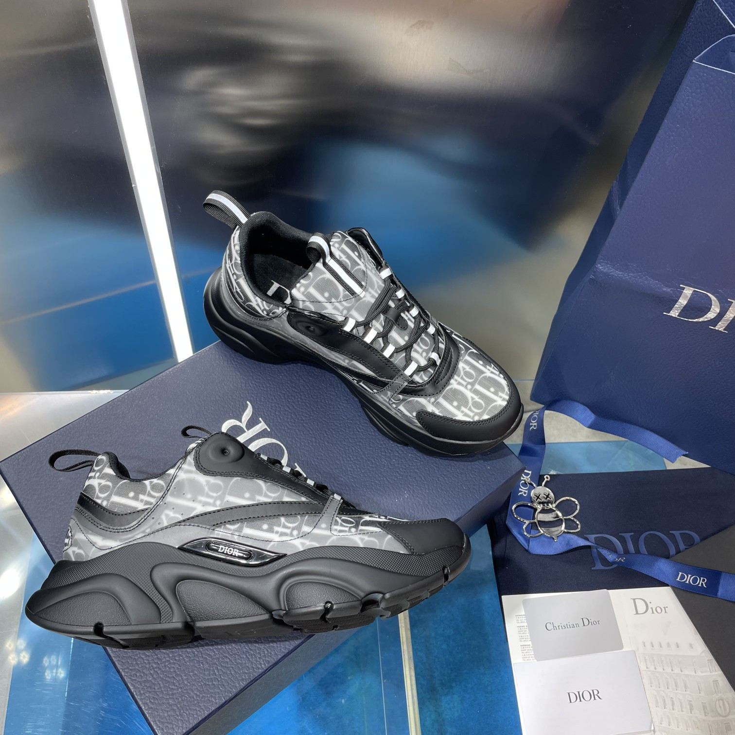 UA D10r B22 Sneaker