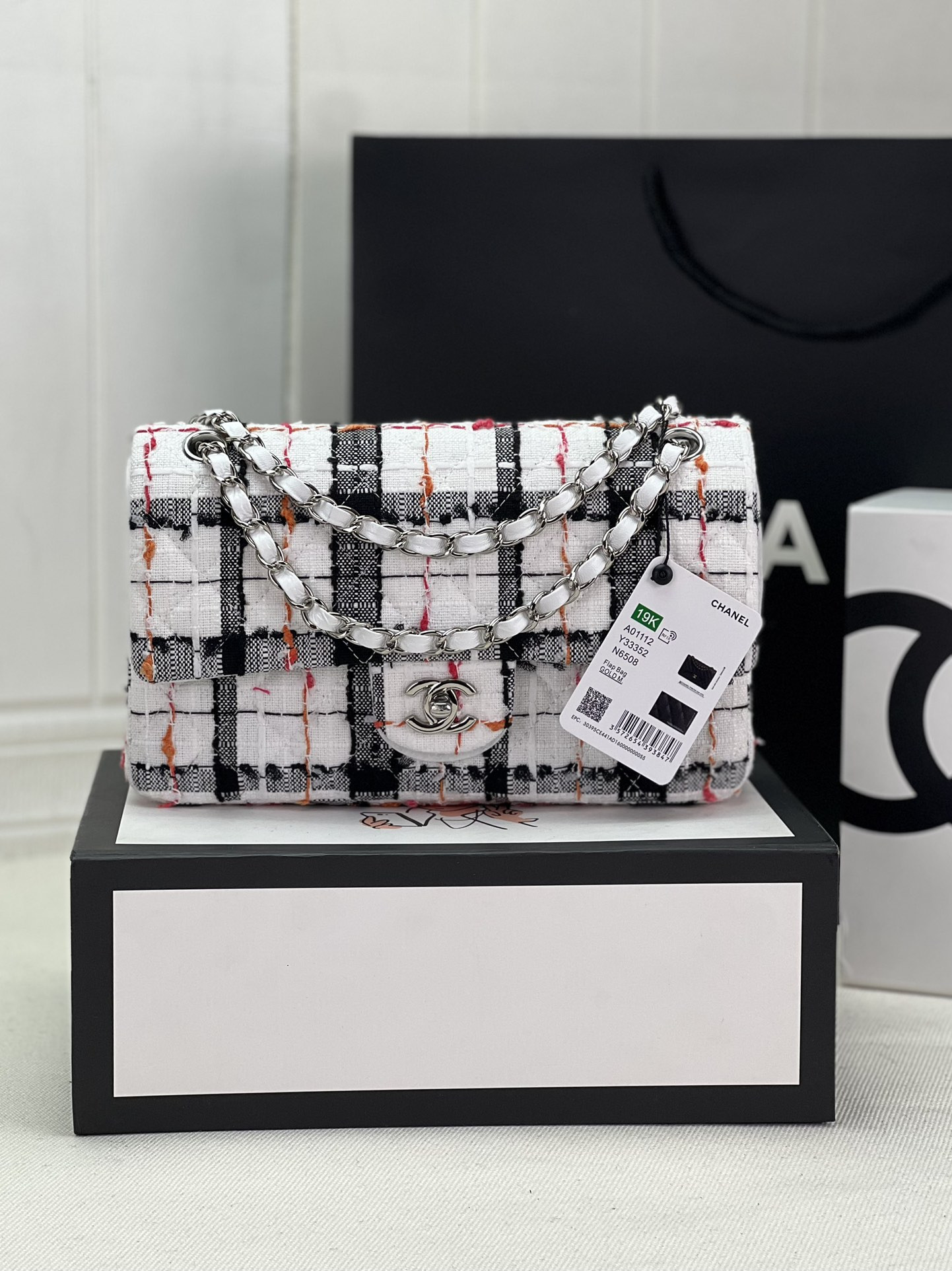 Ch**el CLASSIC 11.12 HANDBAG Tweed & Silver-Tone Metal 6 × 9.9 × 2.5 in