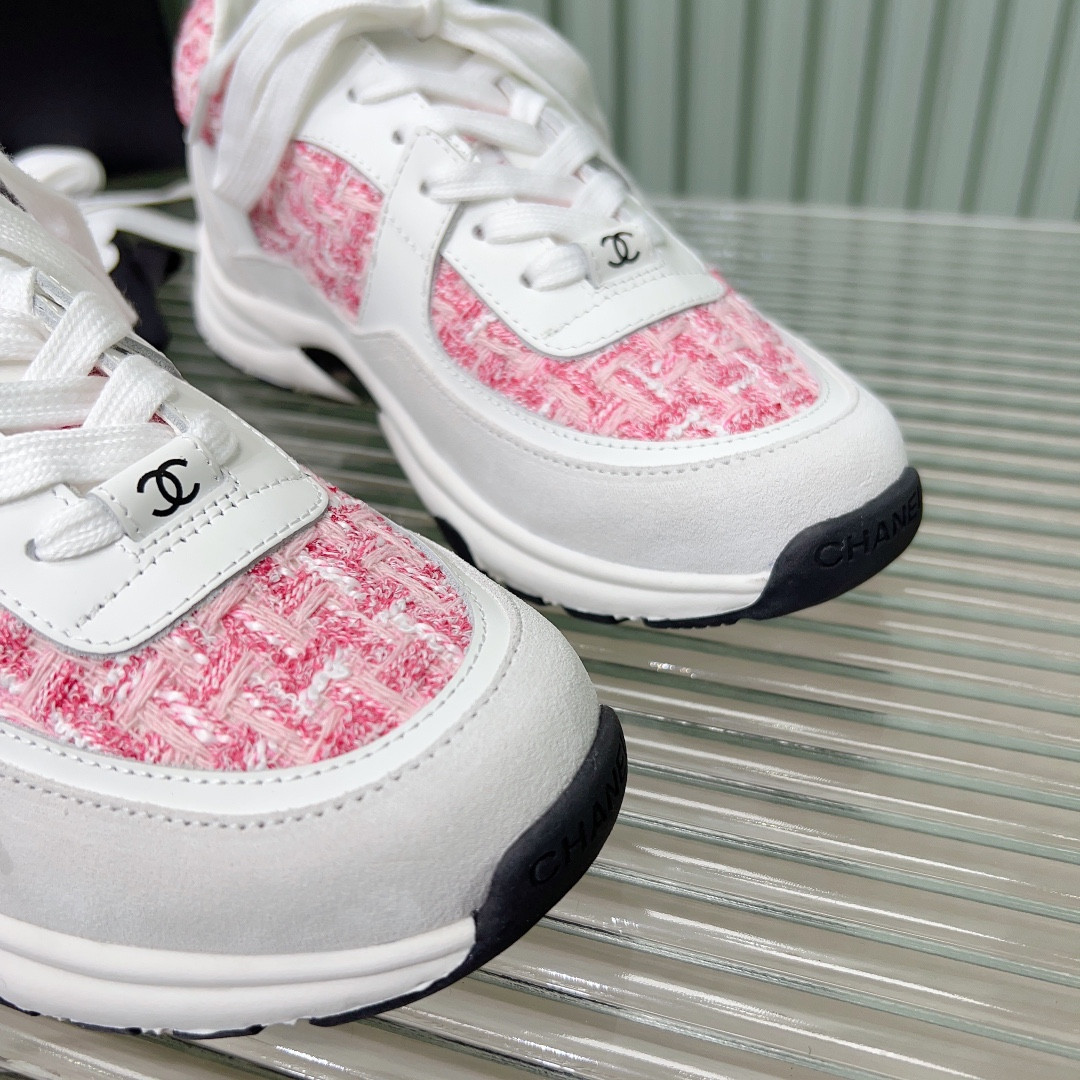 UA Ch**el SNEAKERS Tweed