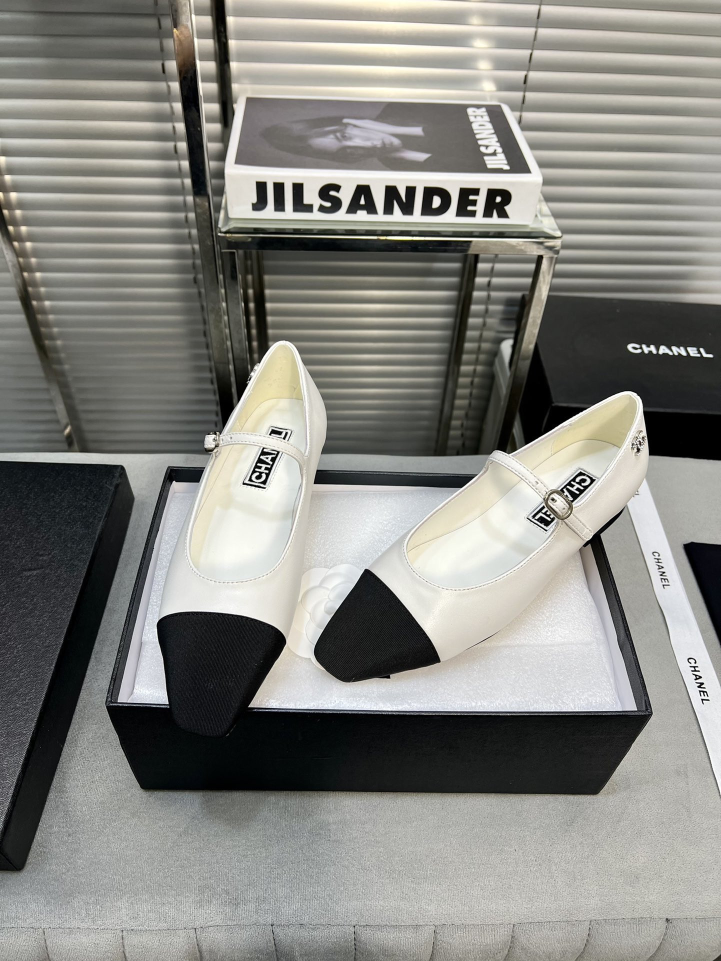 UA Ch**el MARY JANES  Lambskin