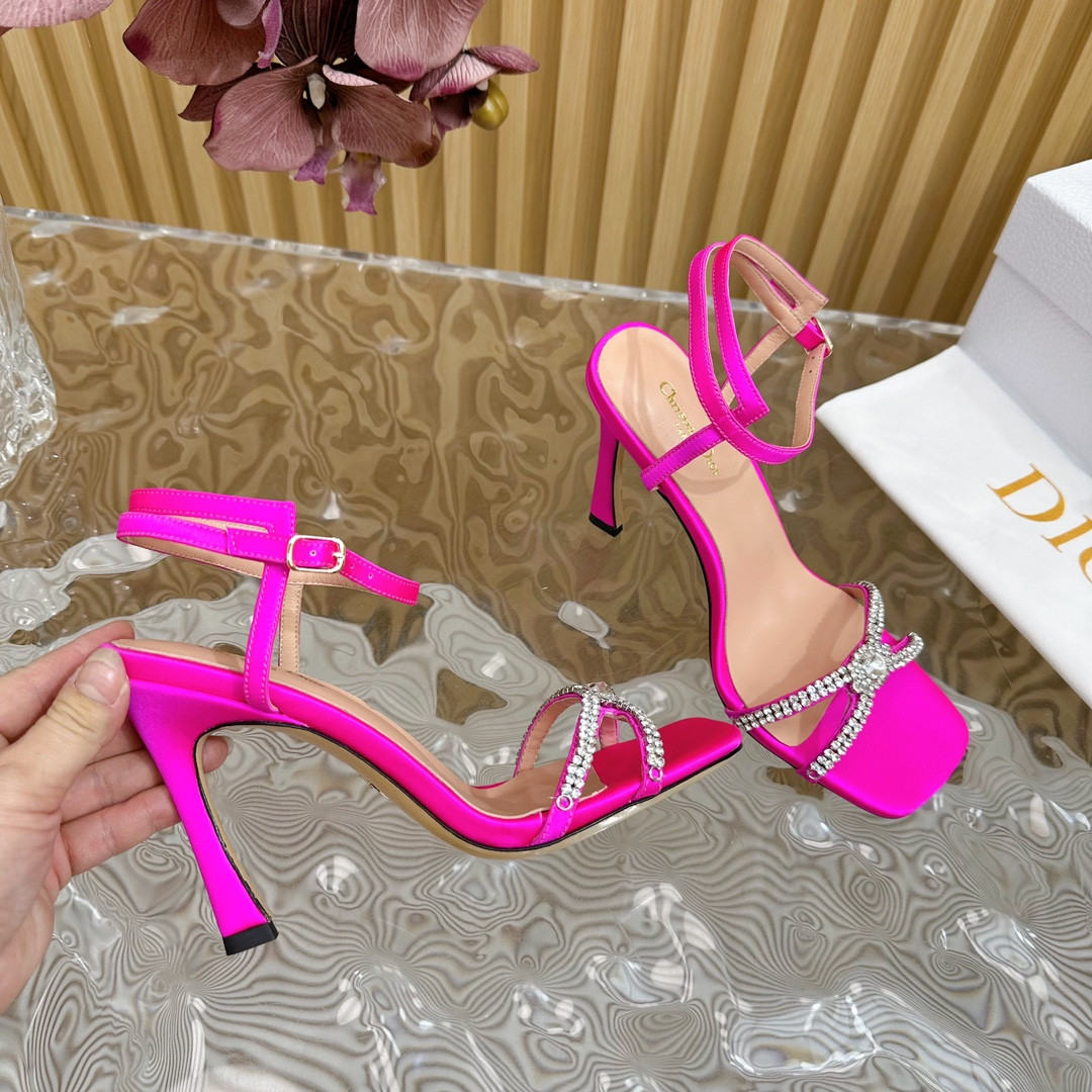 UA D10r Slingback Pump