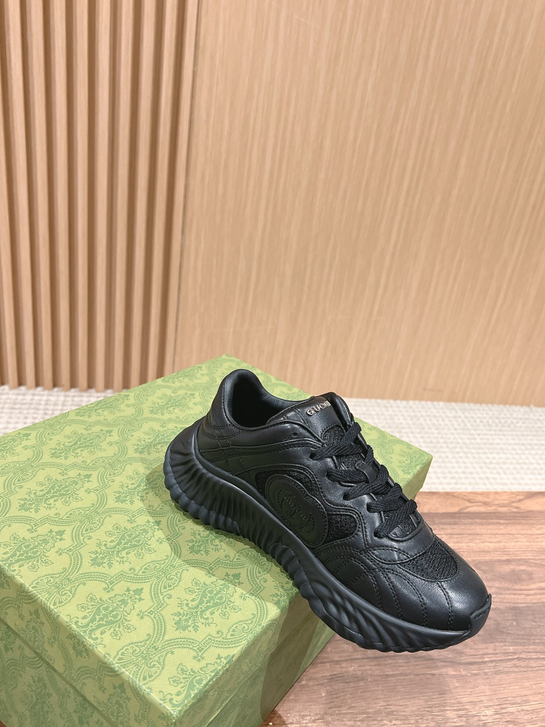 UA Gvc*1 RIPPLE SNEAKER