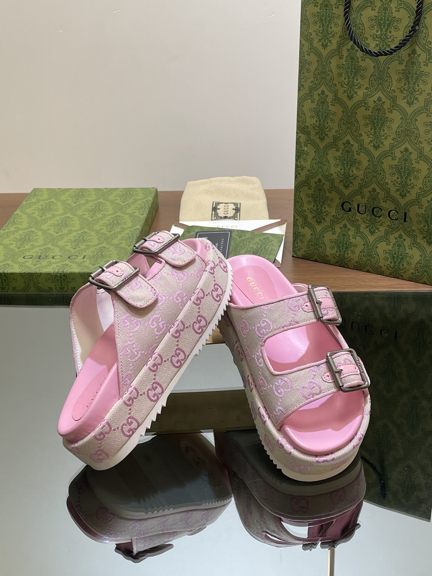 UA Gvc*1 SANDAL WITH DOUBLE G