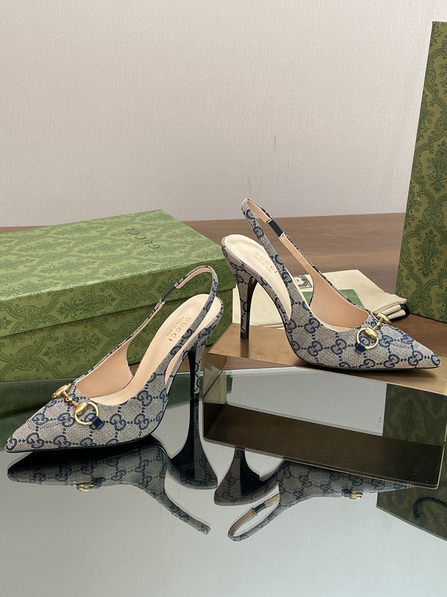 UA Gvc*1 WOMEN