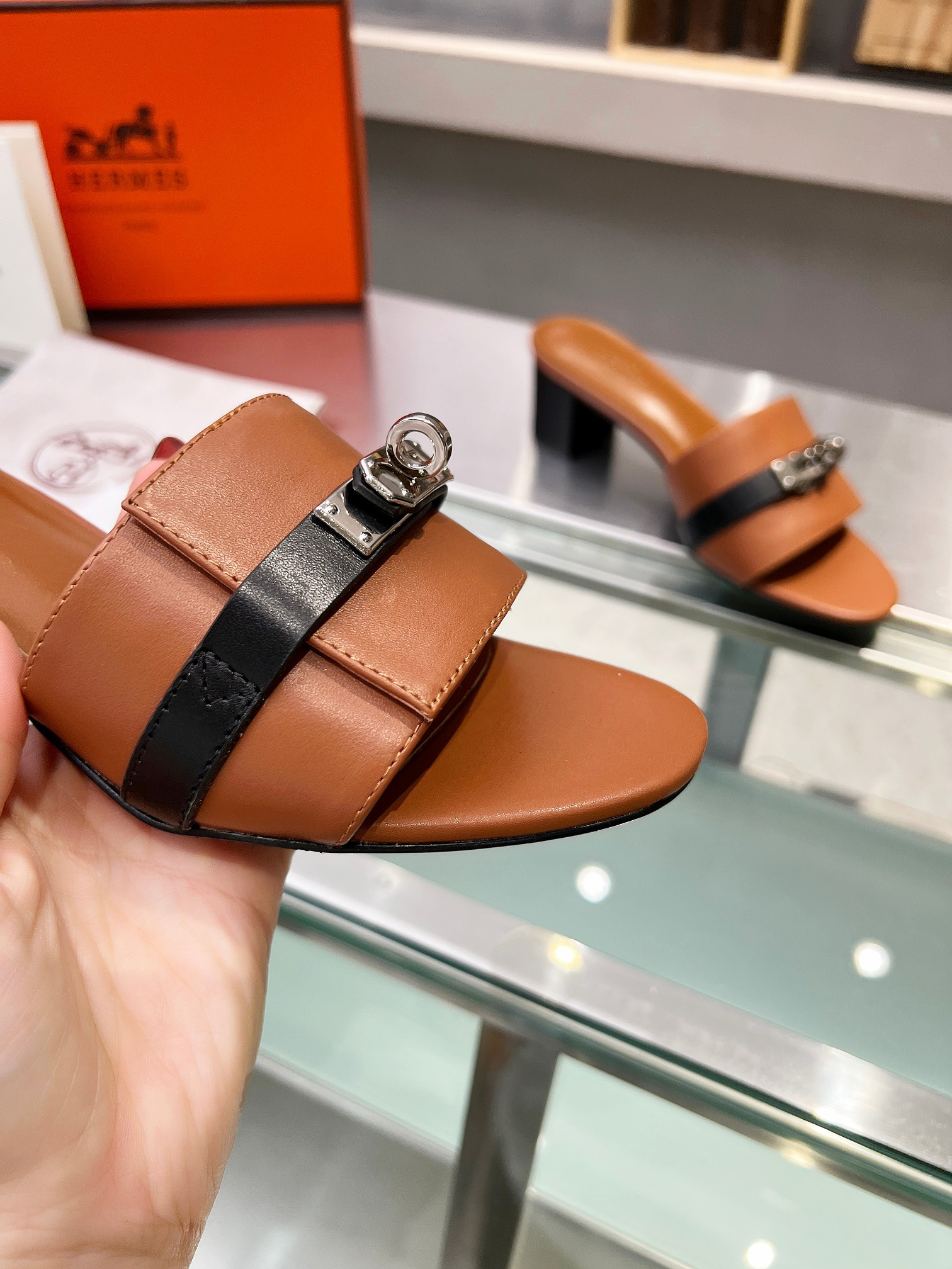 UA H**me5 Gigi 50 sandal