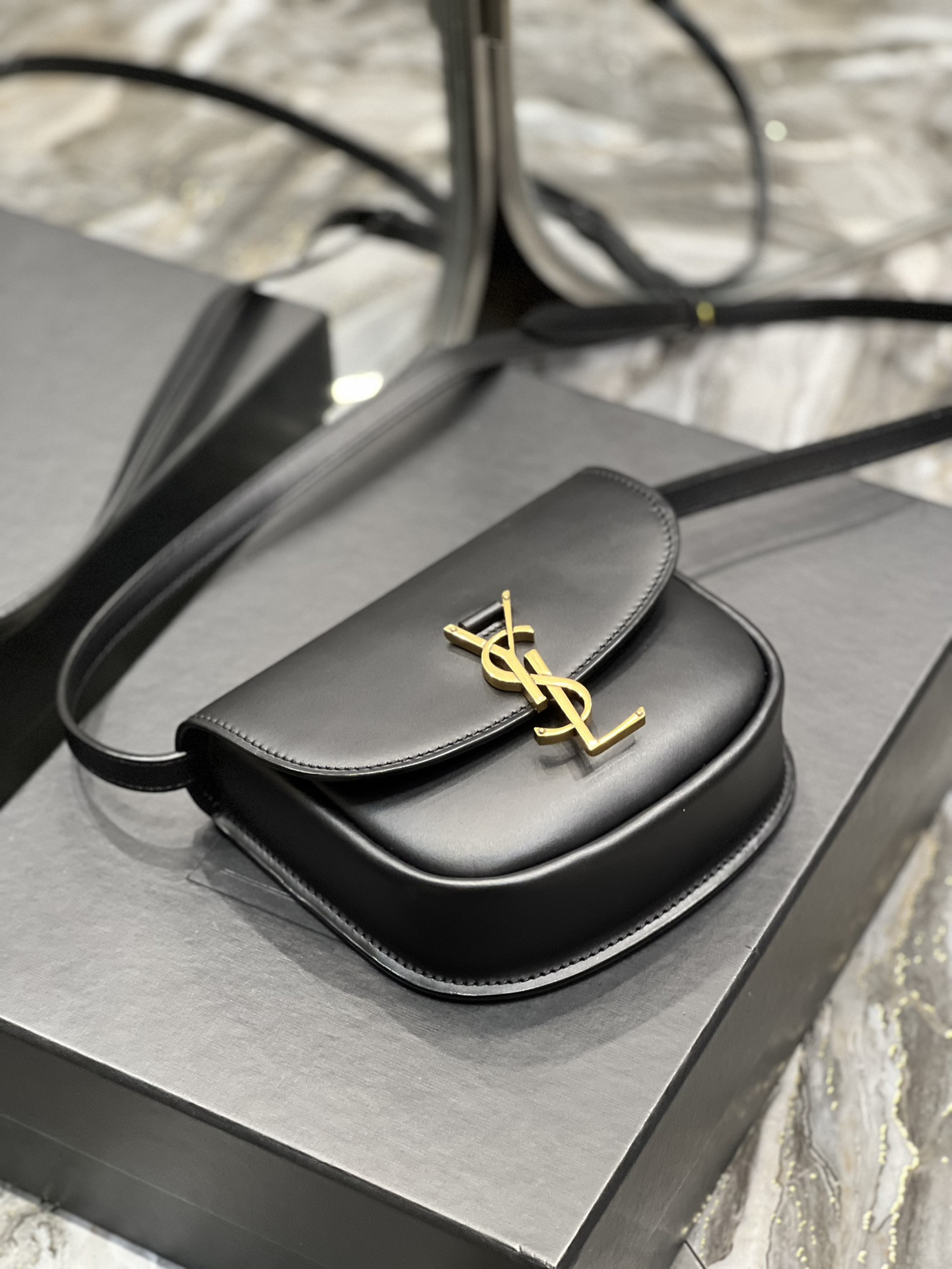 Y51 KAIA SMALL SATCHEL IN SMOOTH LEATHER 7.2 X 6.1 X 2.1 INCHES