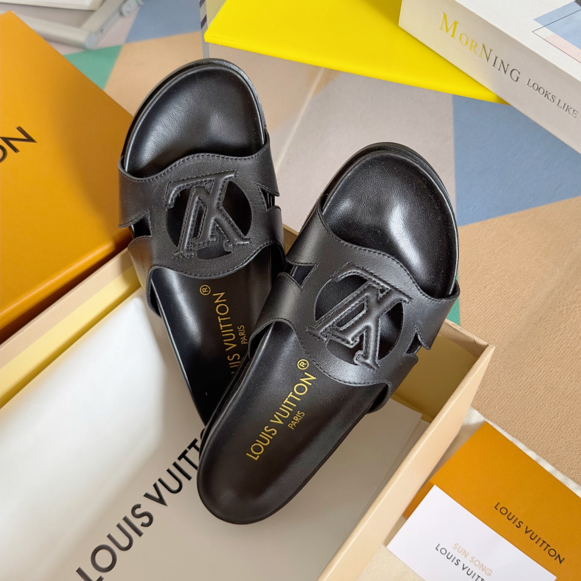 UA LV Isola Flat Comfort Mule