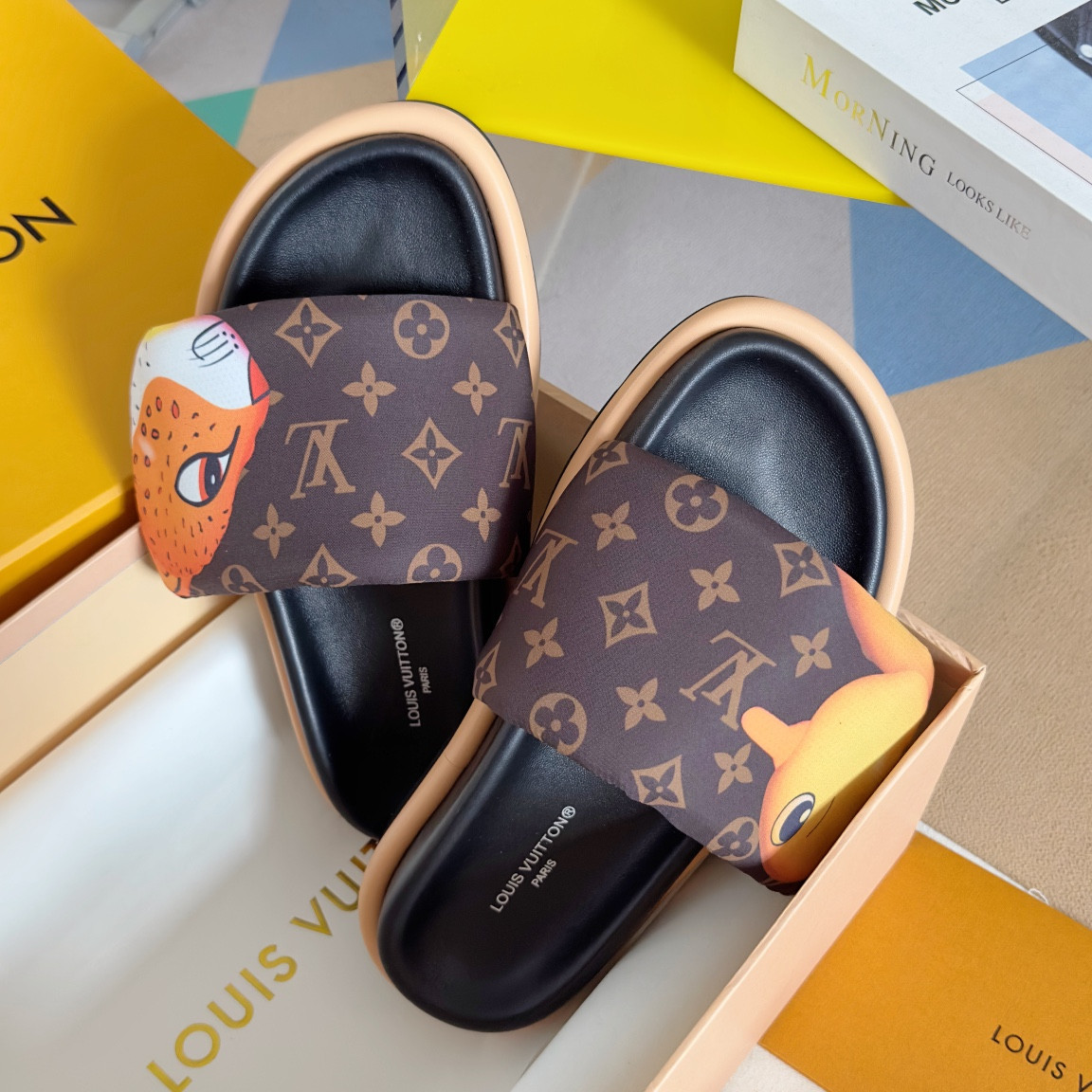 LV Pool Pillow Flat Comfort Mule