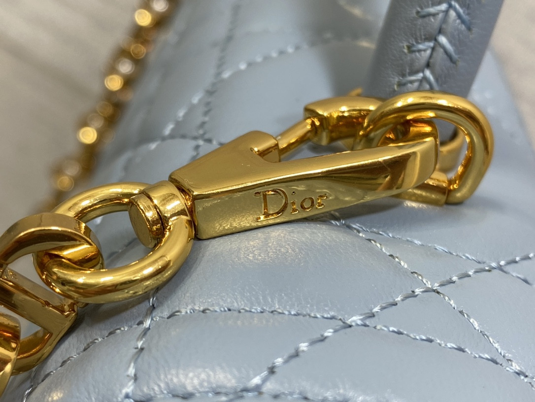 D10r Medium D10r Ange Bag Blue Latte Macrocannage Calfskin 26 x 17 x 9 cm