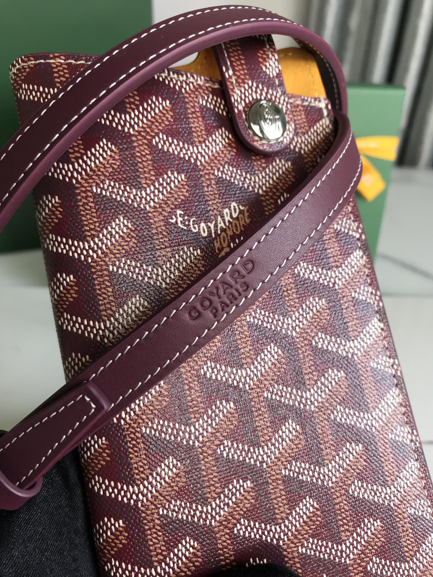 G09ard Card Bag 10cm x 1cm x 18cm