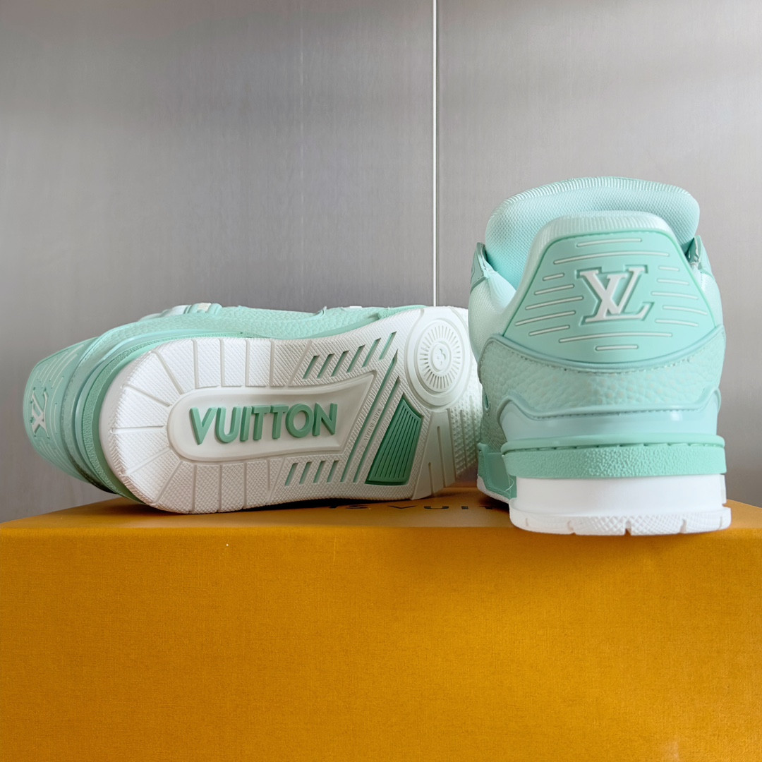 UA LV Trainer Sneaker