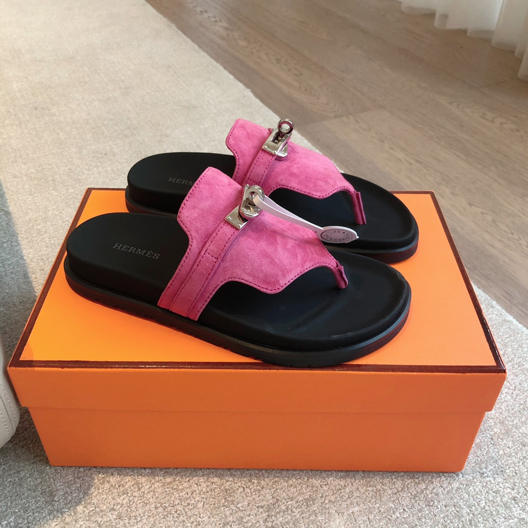 UA H**me5 Empire Sandal