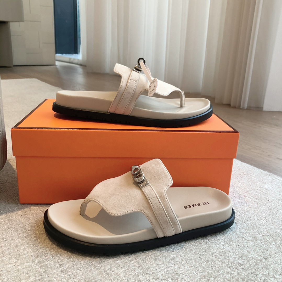 UA H**me5 Empire Sandal