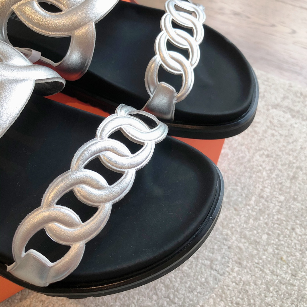 UA H**me5 Extra sandal