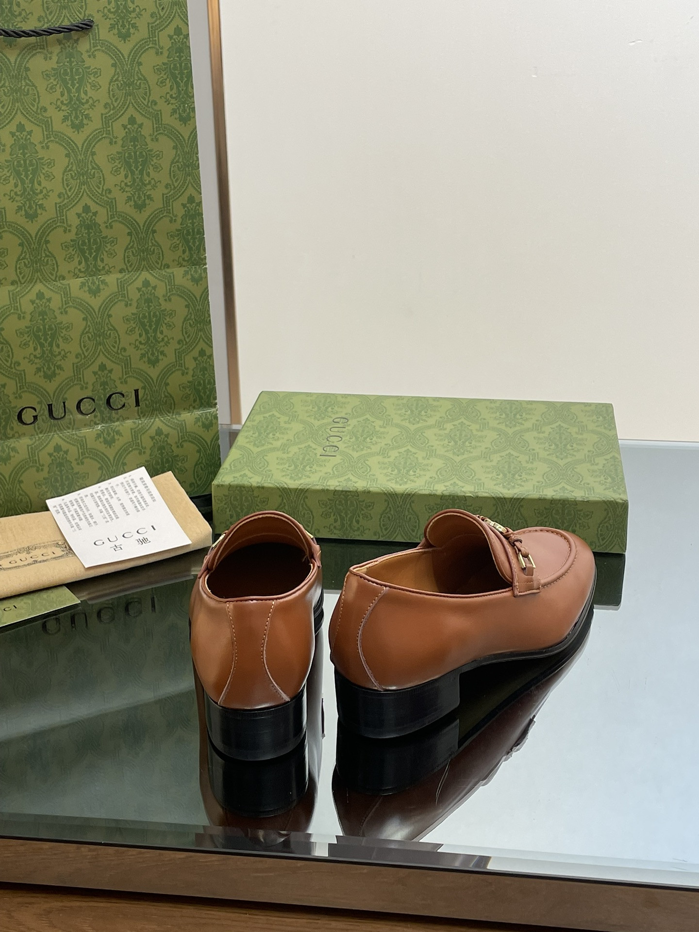 UA Gvc*1 INTERLOCKING G LOAFER