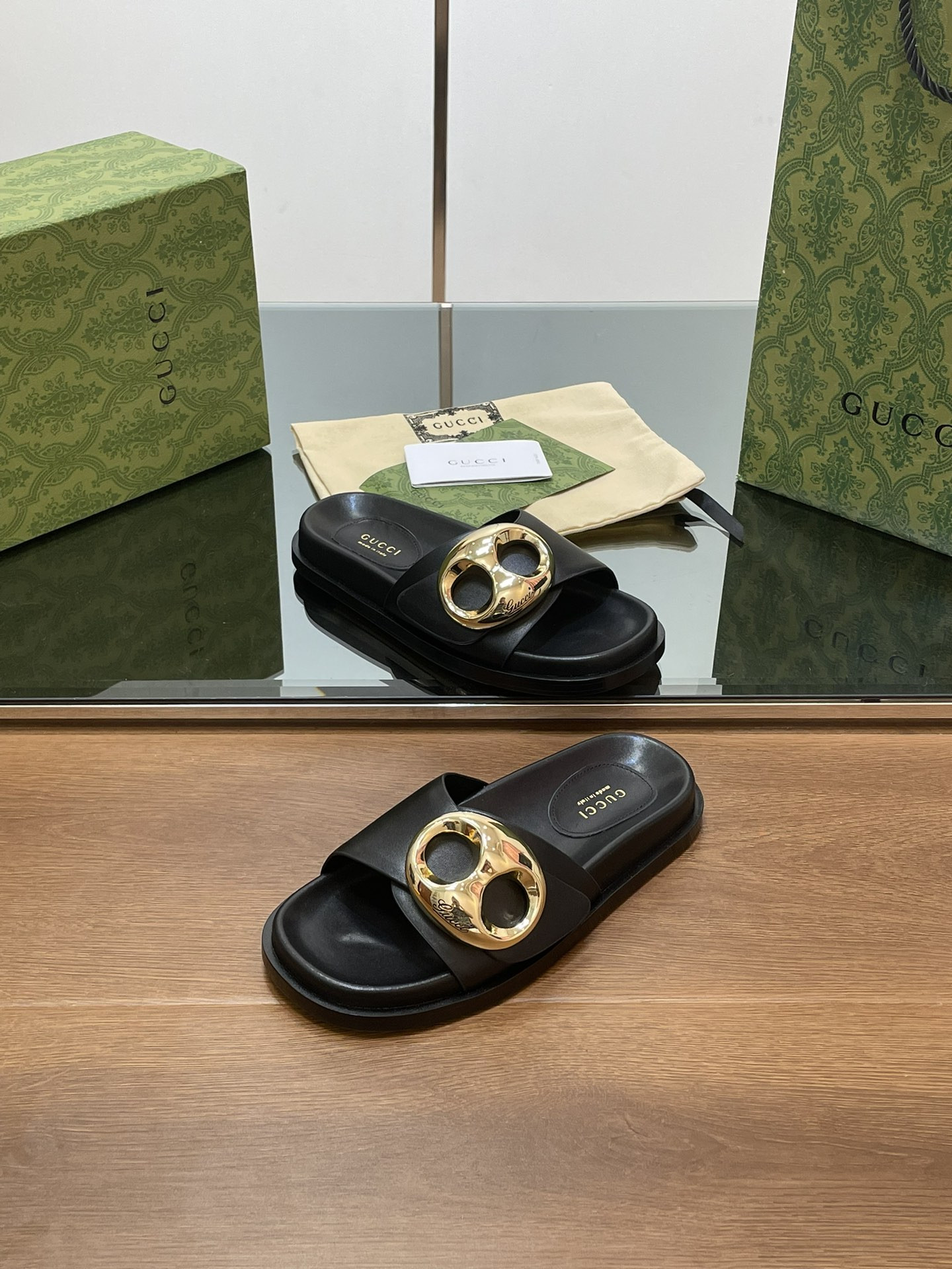 UA Gvc*1 MARINA CHAIN SLIDE SANDAL