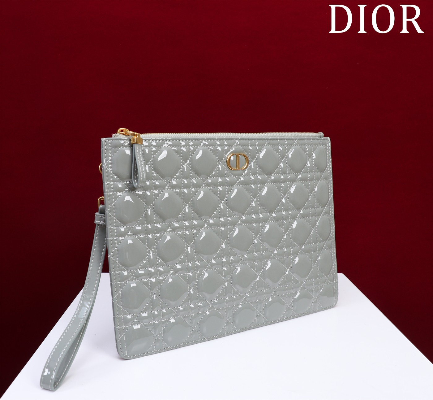 Large D10r Caro Daily Pouch 30 x 21.5 cm