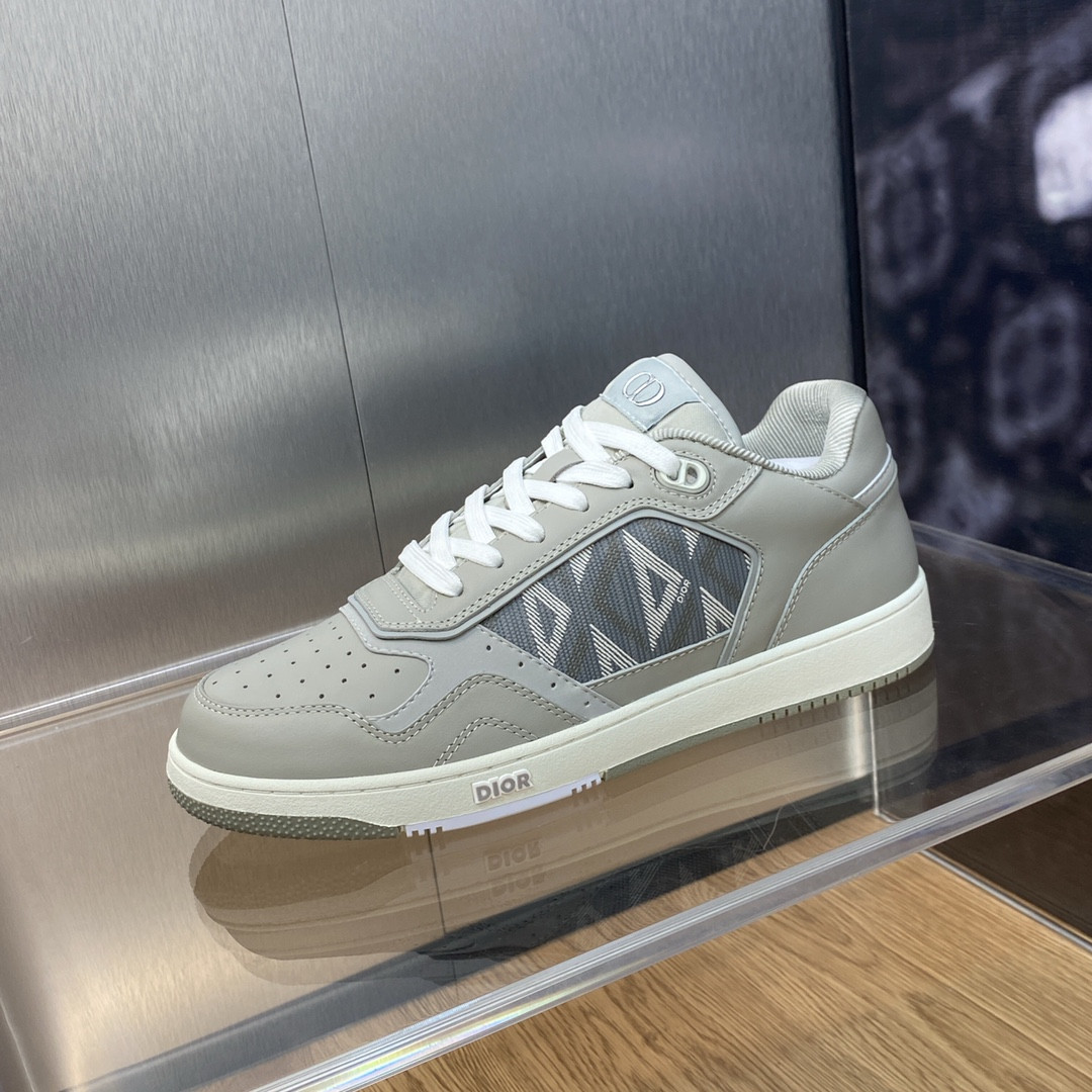 UA D10r B27 Sneaker