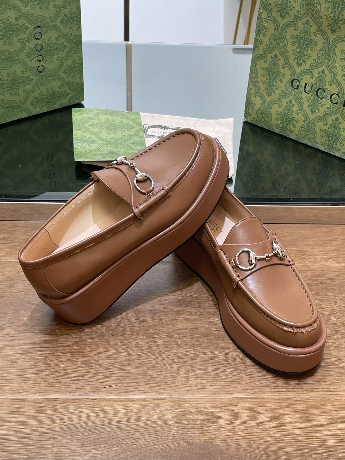 UA Gvc*1 HORSEBIT WEDGE LOAFER