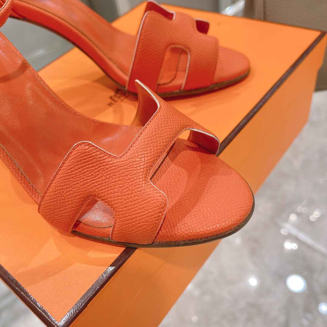 UA H**me5 Heeled Sandal