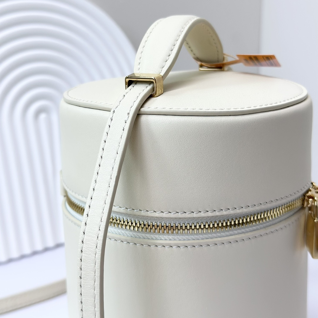 L0r0 P1ana Extra Case Smooth Calfskin 12 x16 x12cm