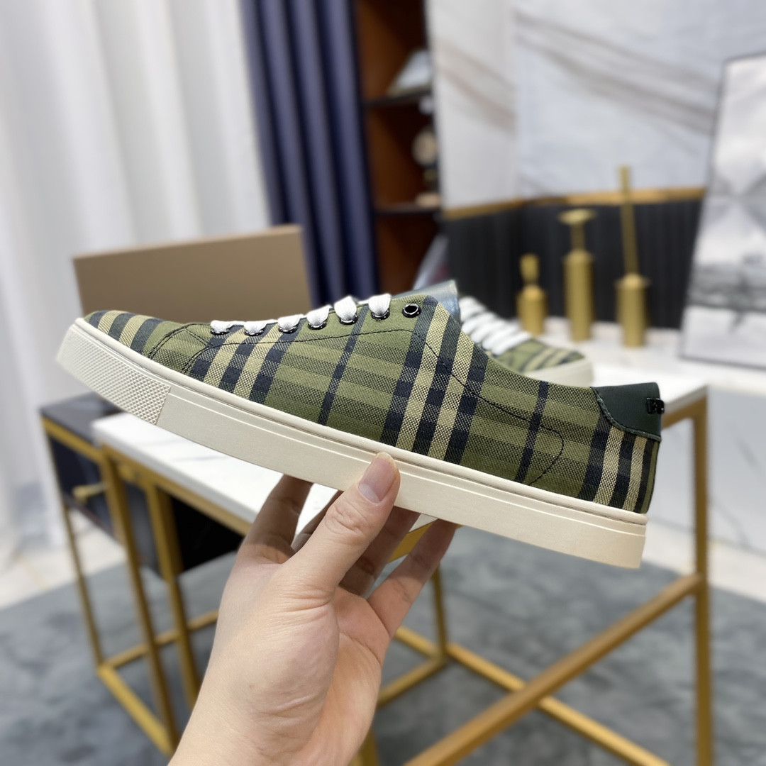 UA Bv*b*rry Check and Leather Sneakers