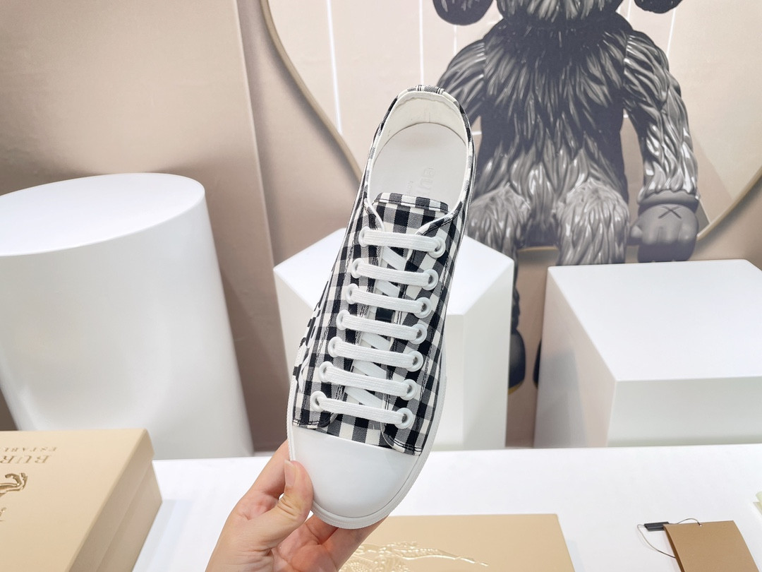 UA Bv*b*rry Check Sneakers