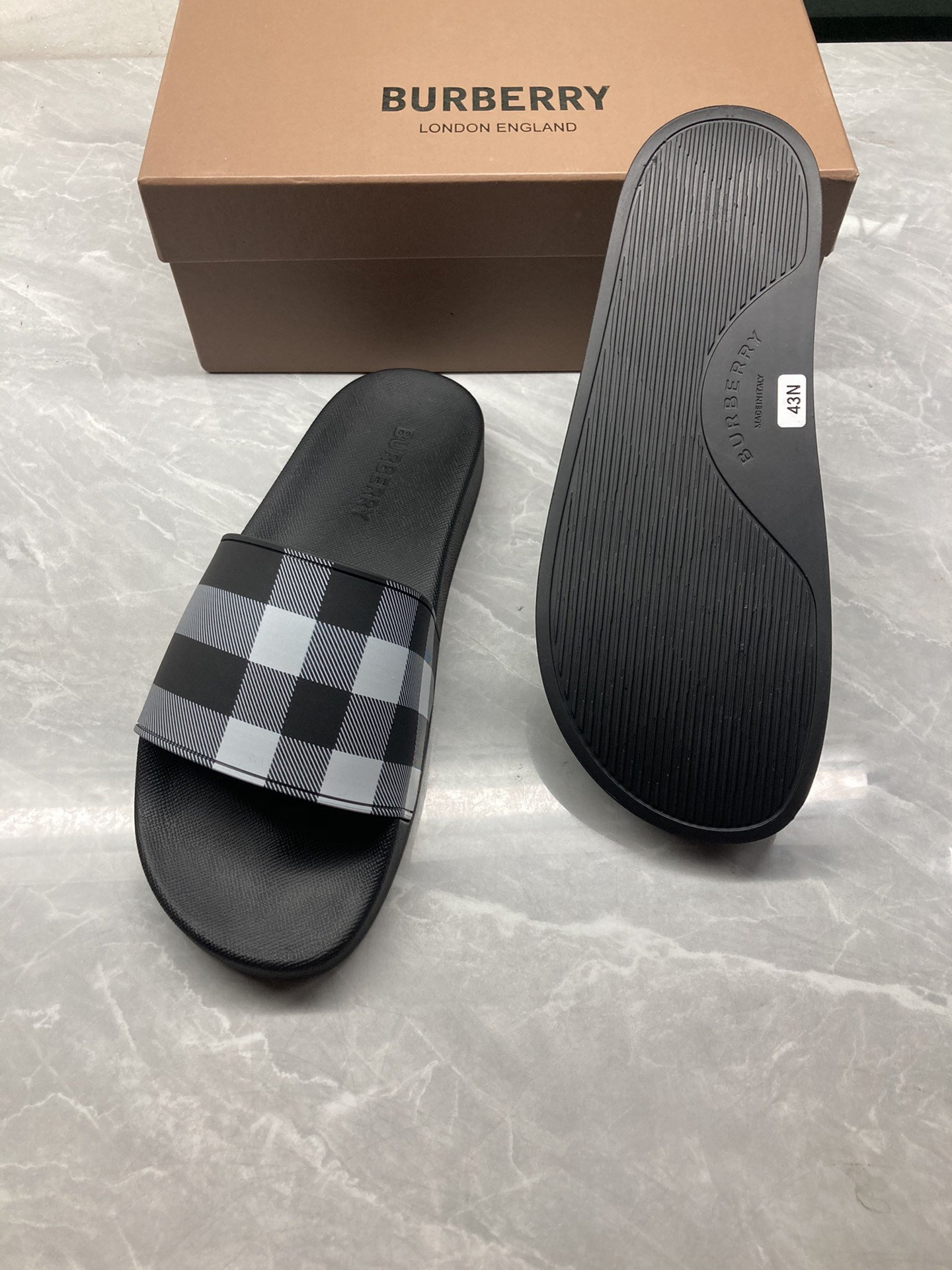 Bv*b*rry Check Slides