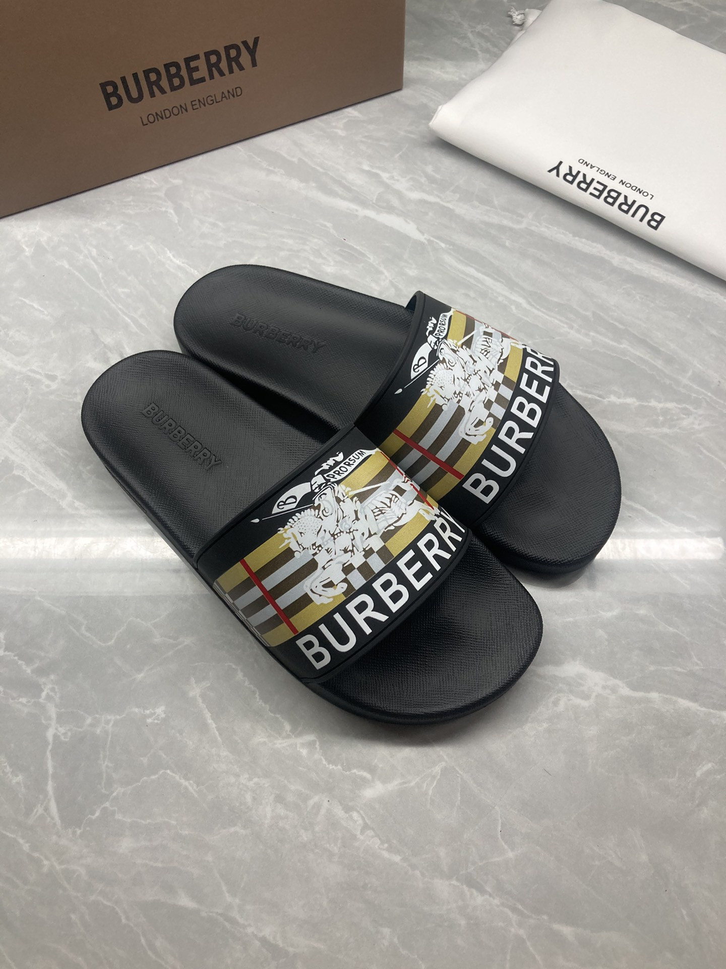 Bv*b*rry Slides