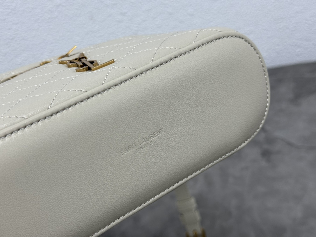 Y51 GABY VANITY BAG IN LAMBSKIN 18 X 11 X 6.5 CM