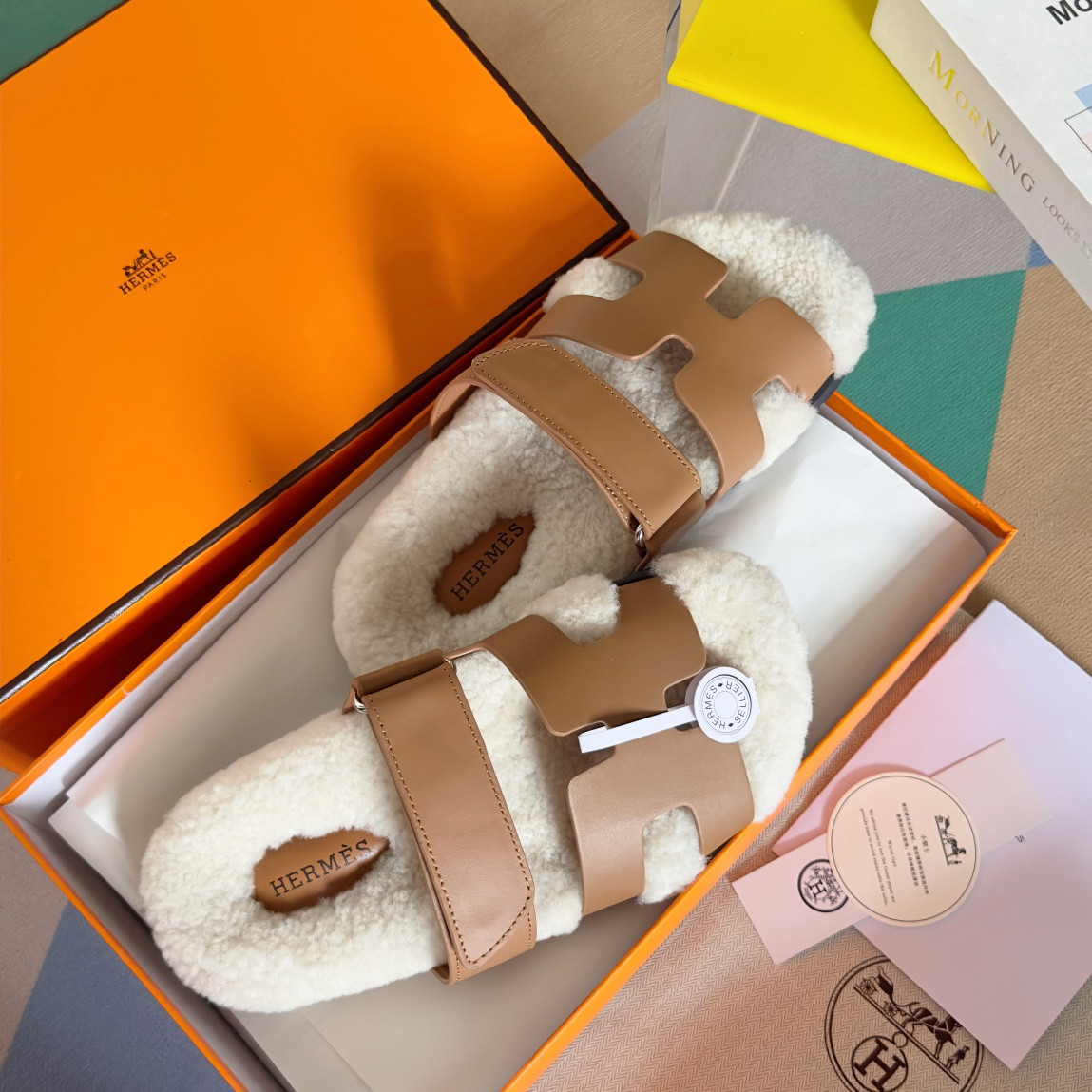 UA H**me5 Chypre sandal