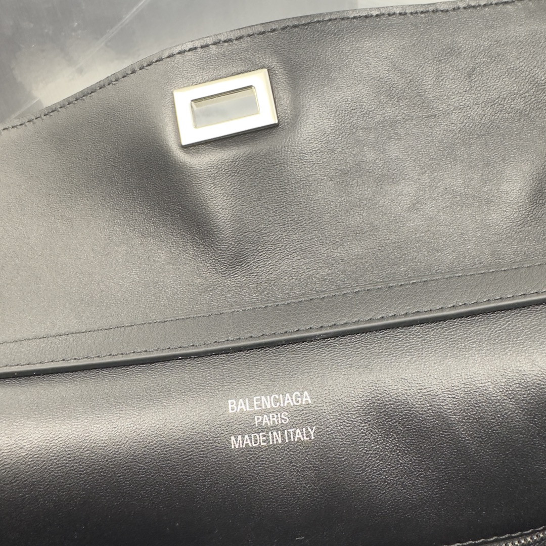 Ba1en*iaga Rodeo Large 39.8x29.9x12.9cm