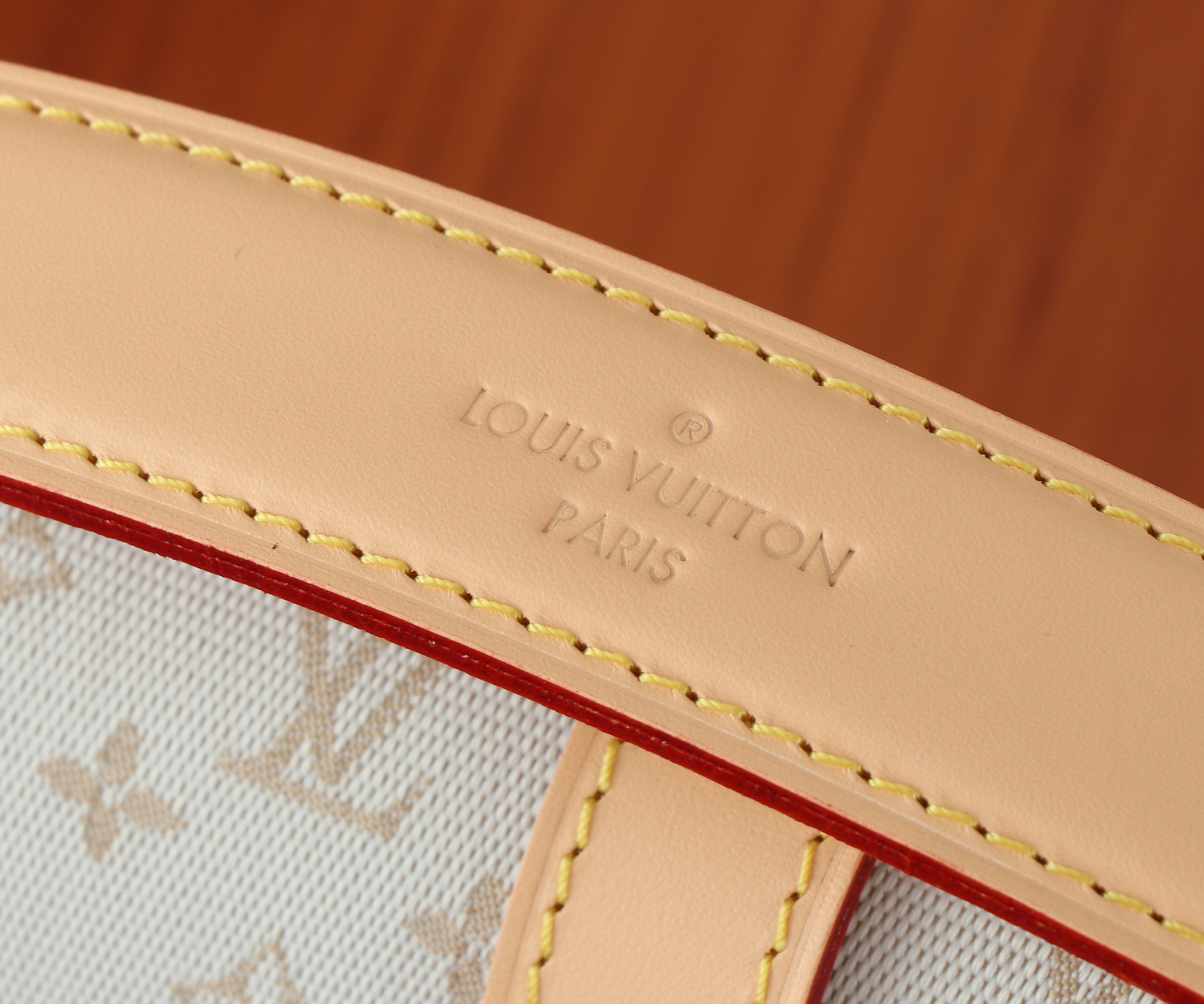 LV Saumur BB M12327 20x16x7.5CM