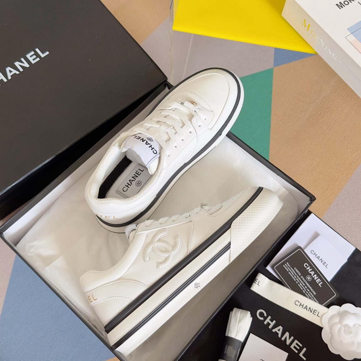 UA Ch**el SNEAKER