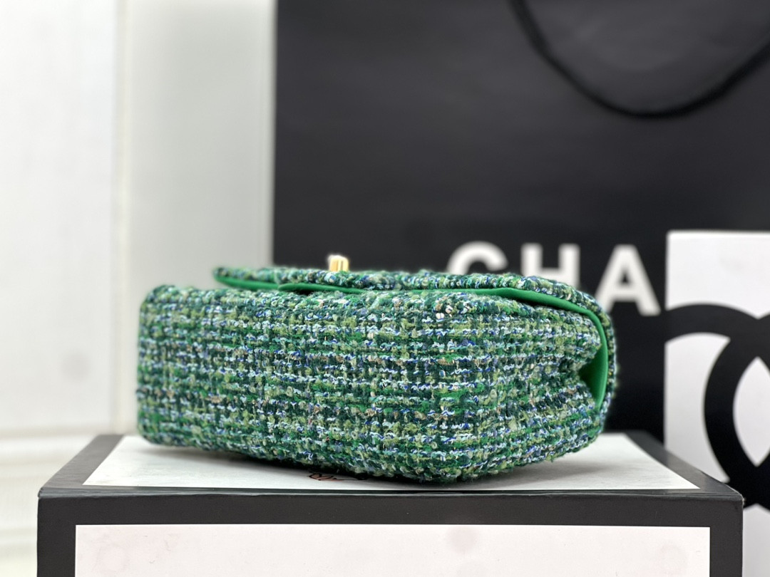 Ch**el Classic Flap Bag 20cm