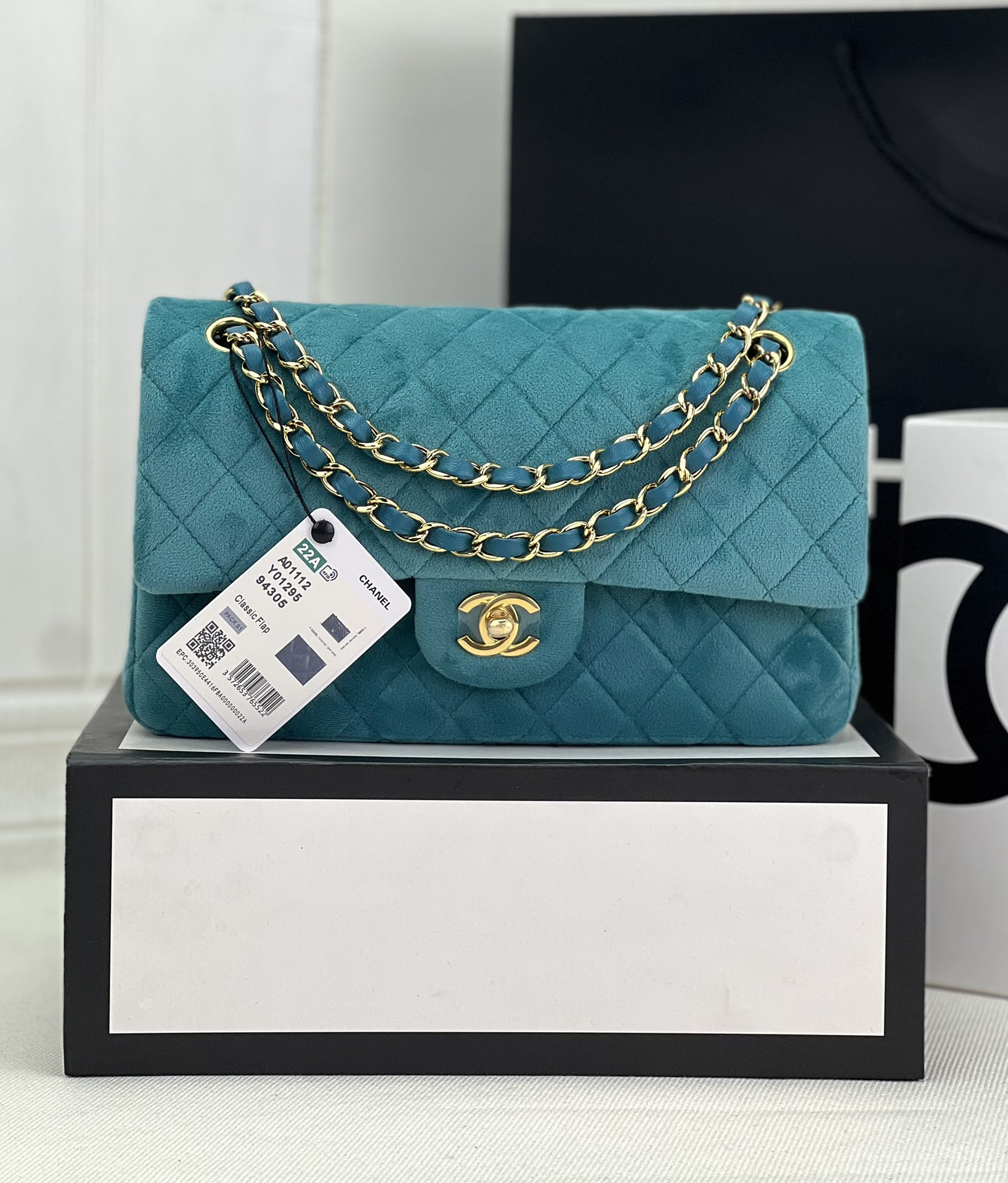 Ch**el Classic Flap Bag 25cm